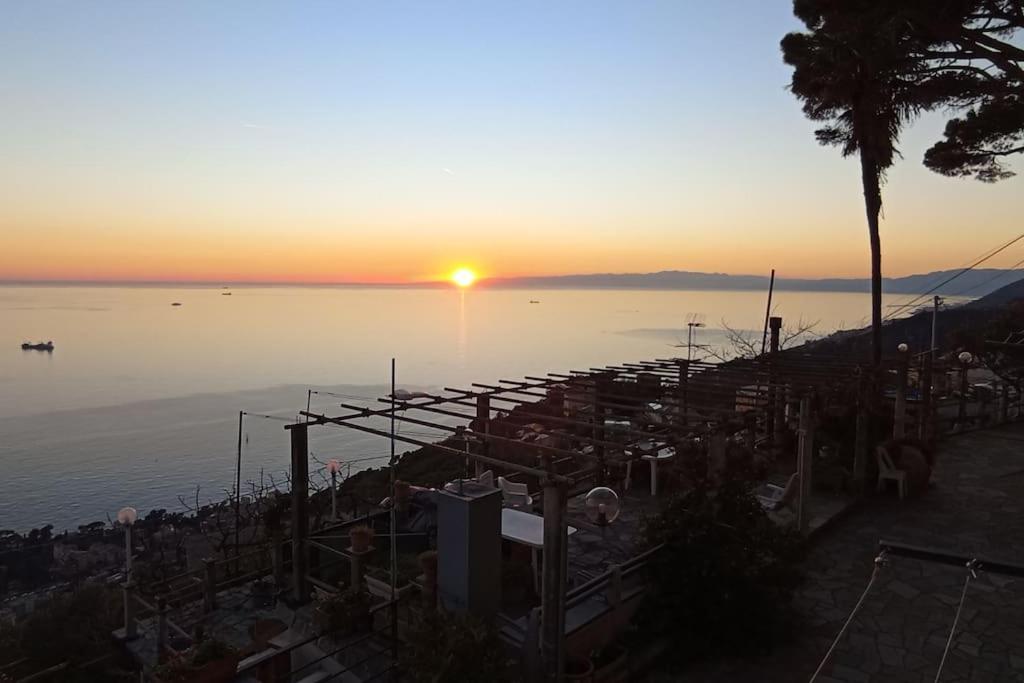 In Scia Costa Apartment Bogliasco Bagian luar foto
